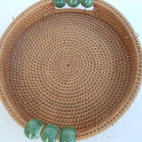 Round wicker top