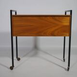 Commode à tiroirs en teck des années 1960 Boîte à couture à roulettes
