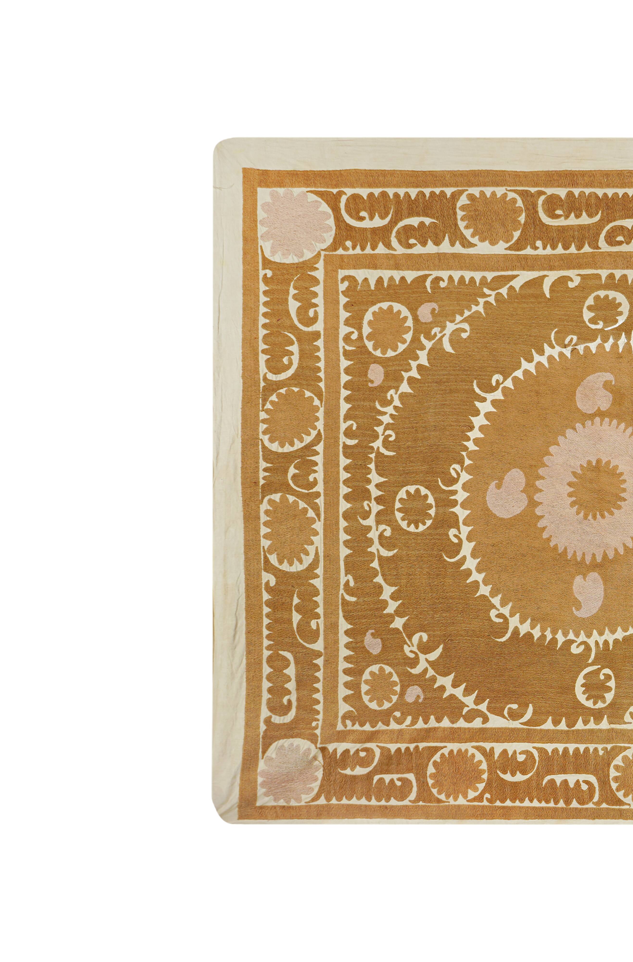 Vintage Turkish hand-knotted rug 124x136 cm