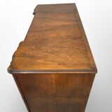 Italian art deco walnut chest of drawers, 1940s.