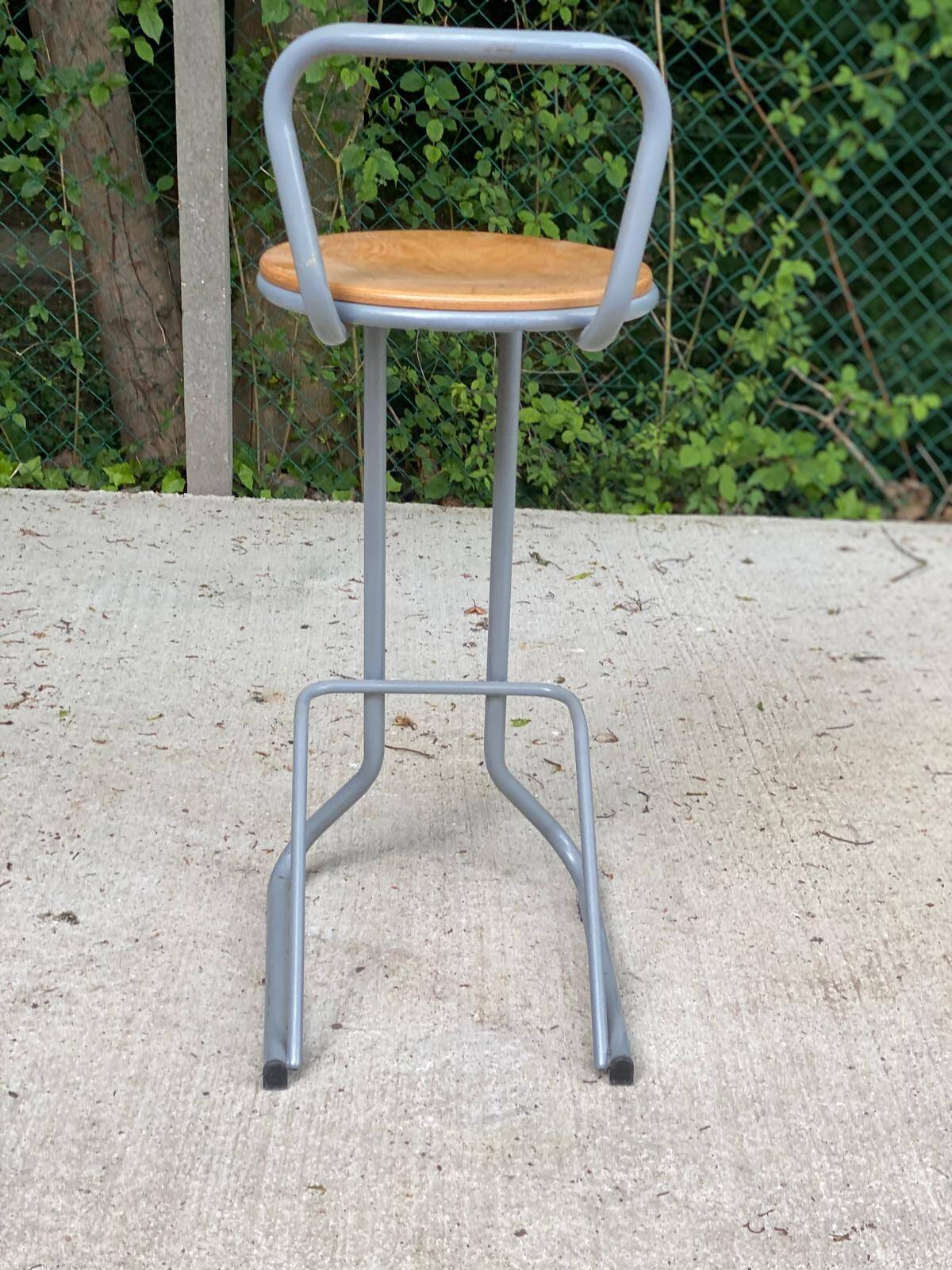 Tabouret de bar en acier courbé gris et bois massif 80cm