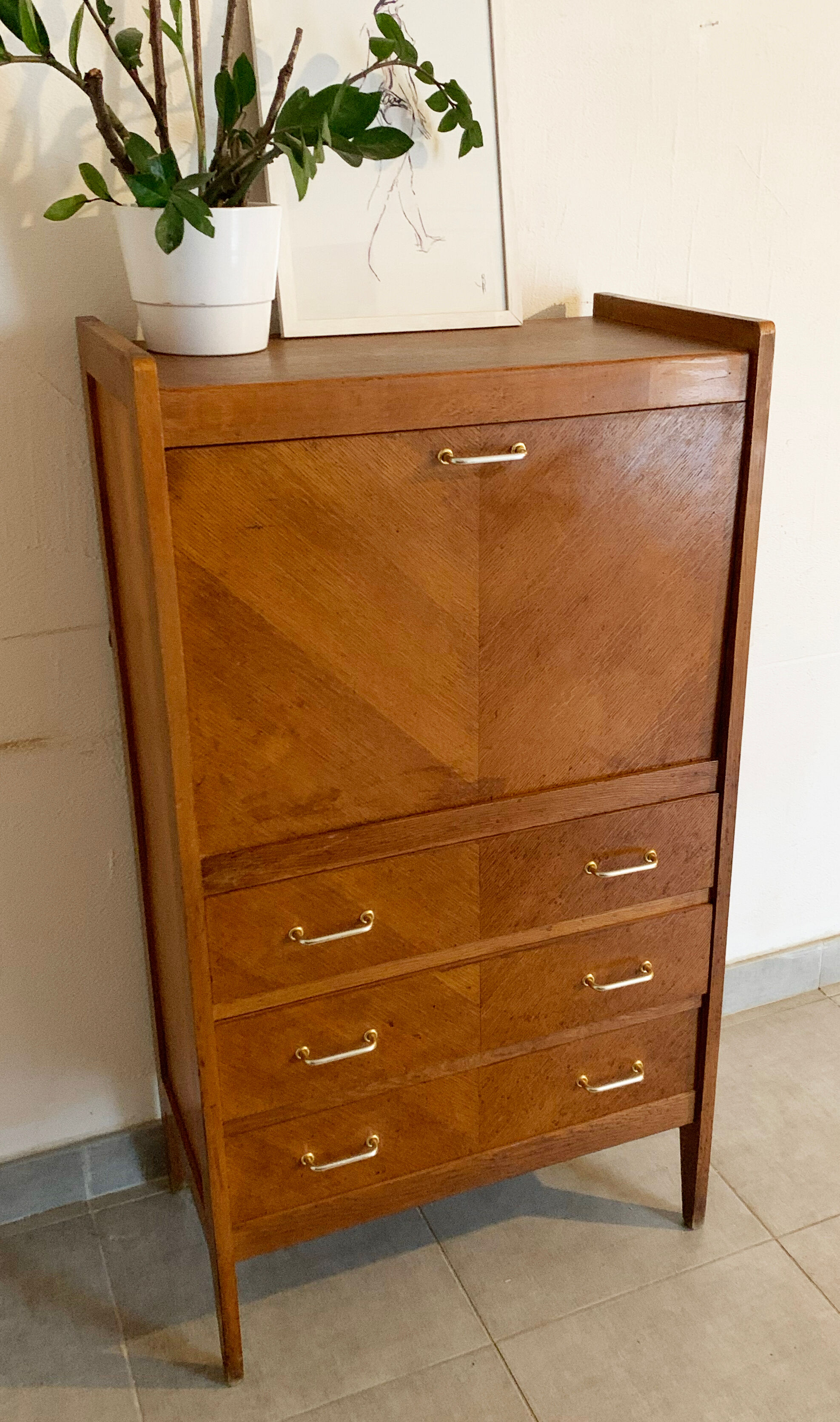 Vintage secretary of the 50s in oak