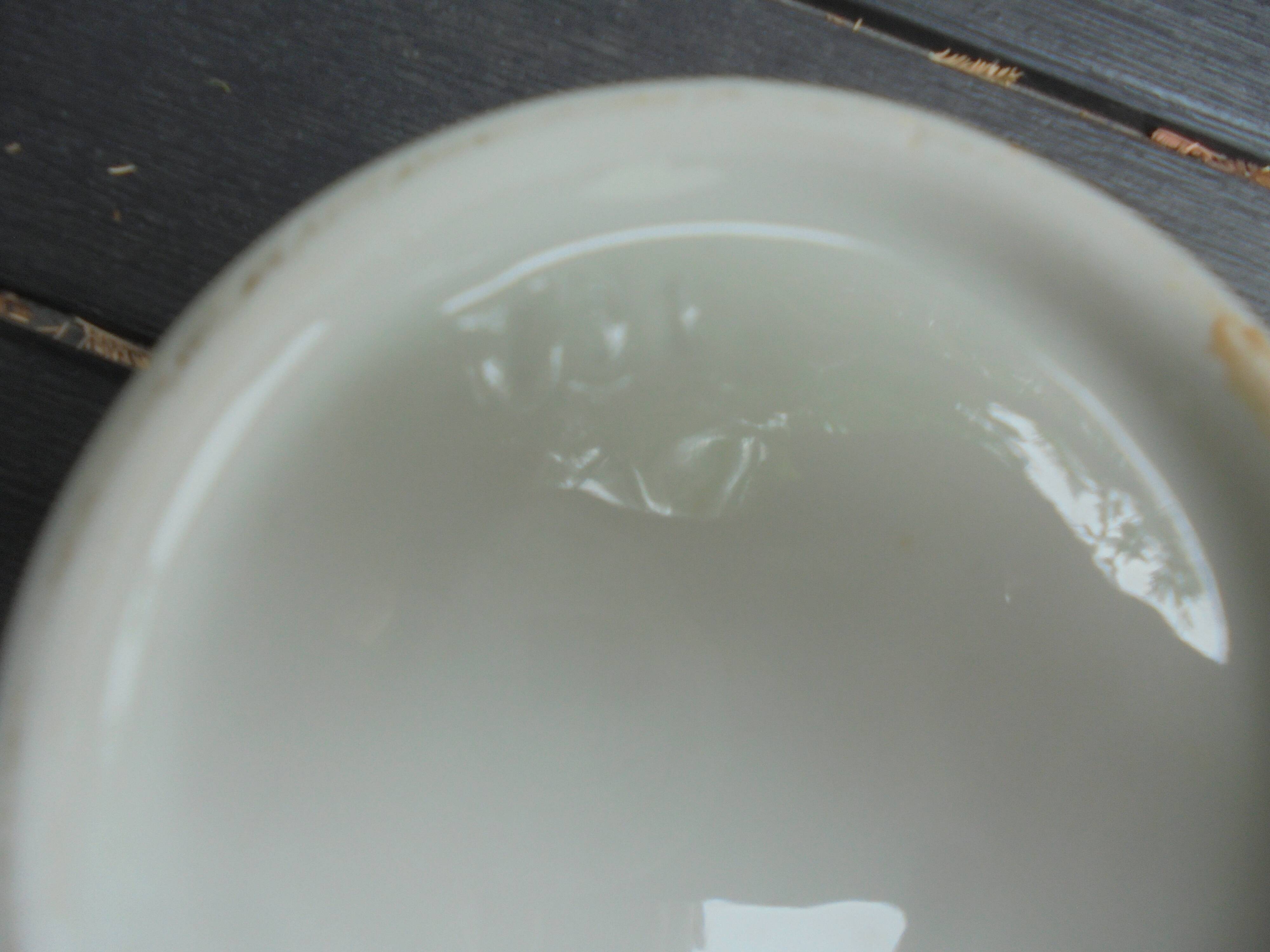 Old tisaniere faience white porcelain