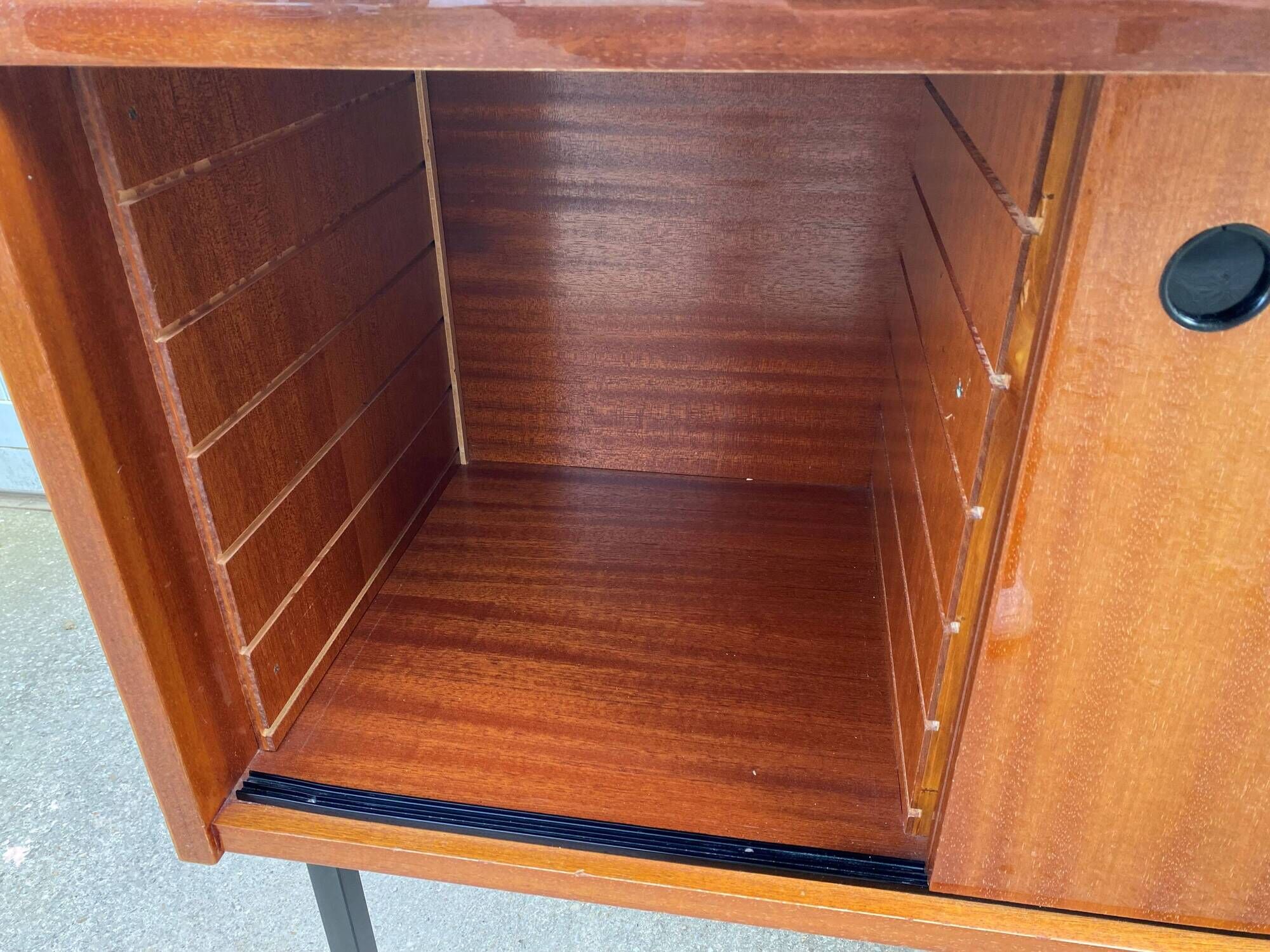 Vintage 50s TV bar cabinet with 2 sliding doors