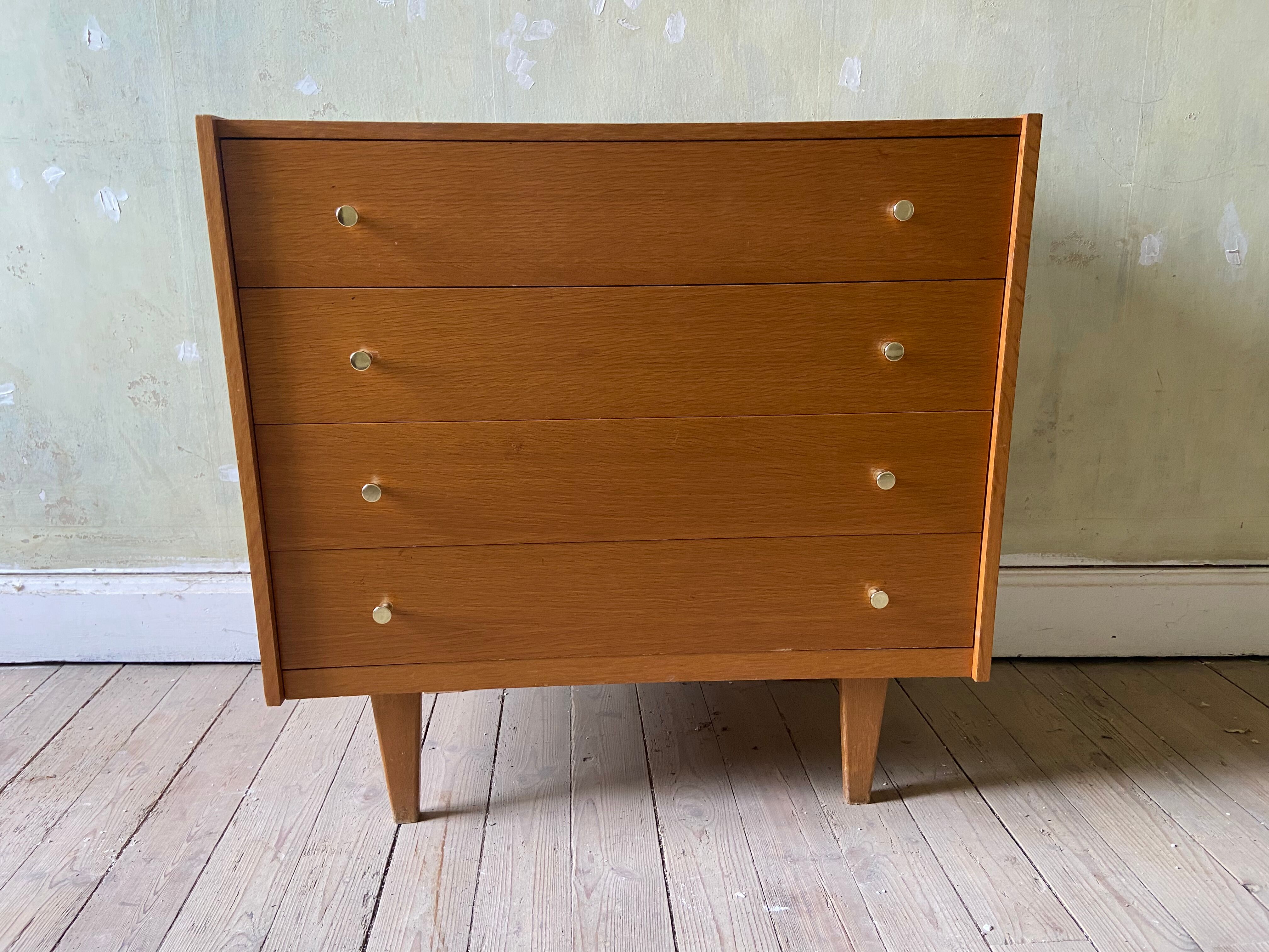 Vintage chest of drawers 4 drawers