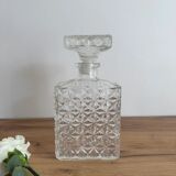 Transparent whisky carafe