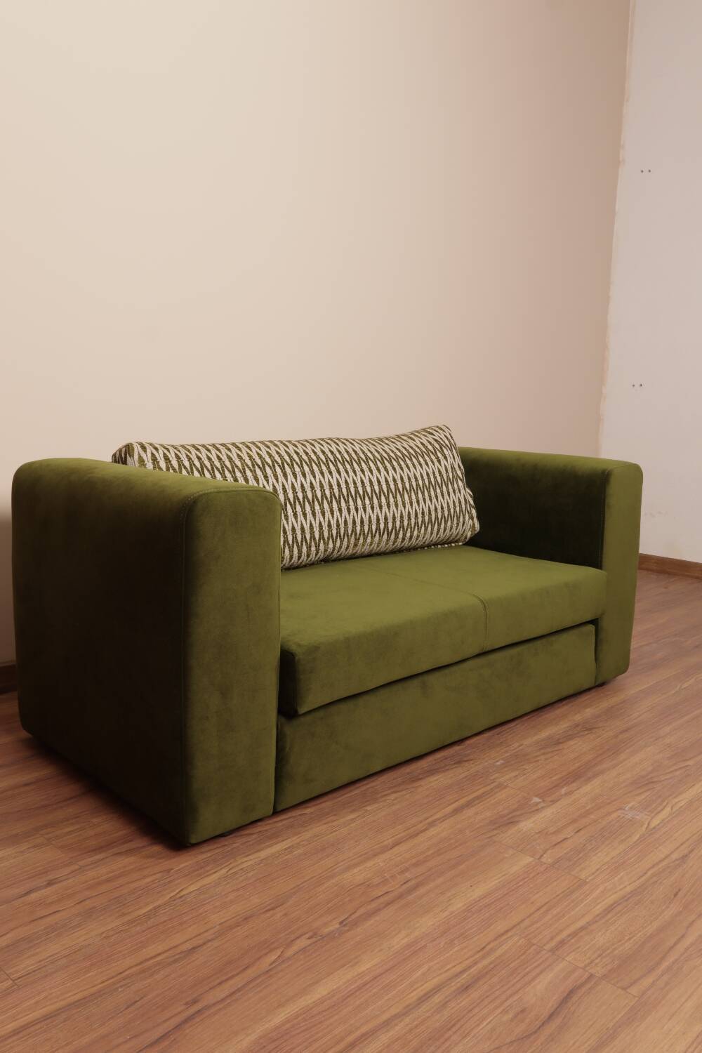 Vintage Two-seater Sofa, Deep Green Velvet, Cuschion patterns