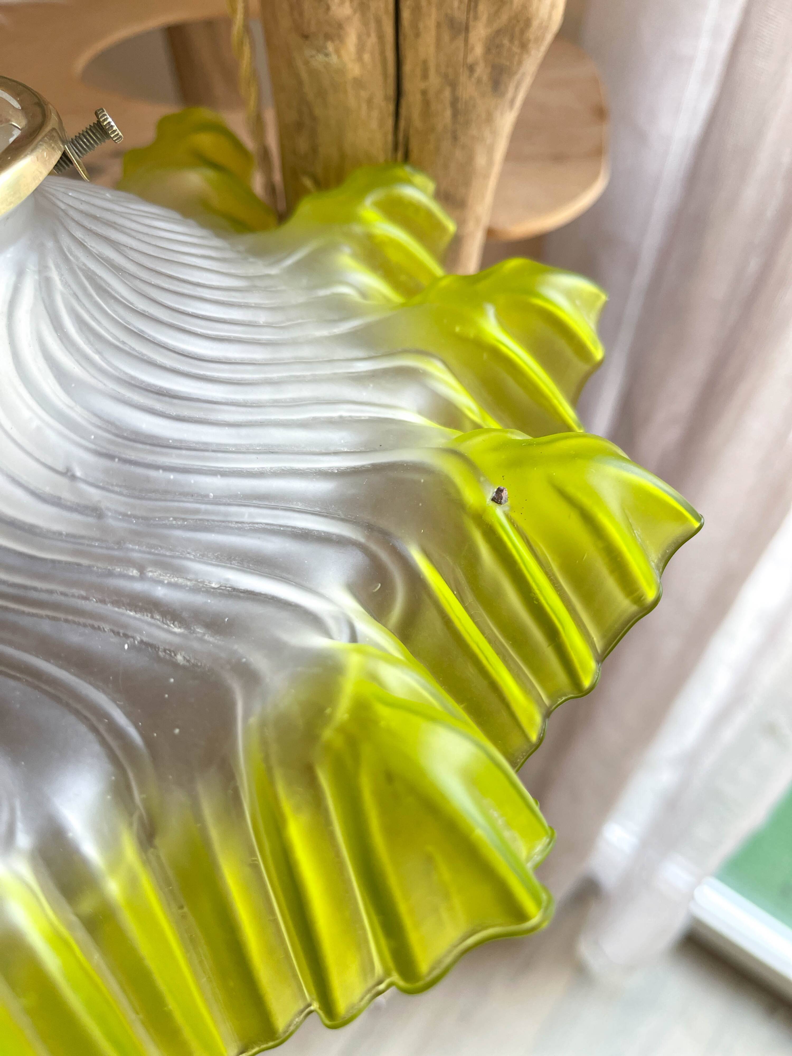 Vintage lampshade in green lace glass, customizable