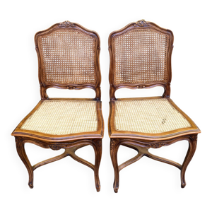 2 chaises de style Louis