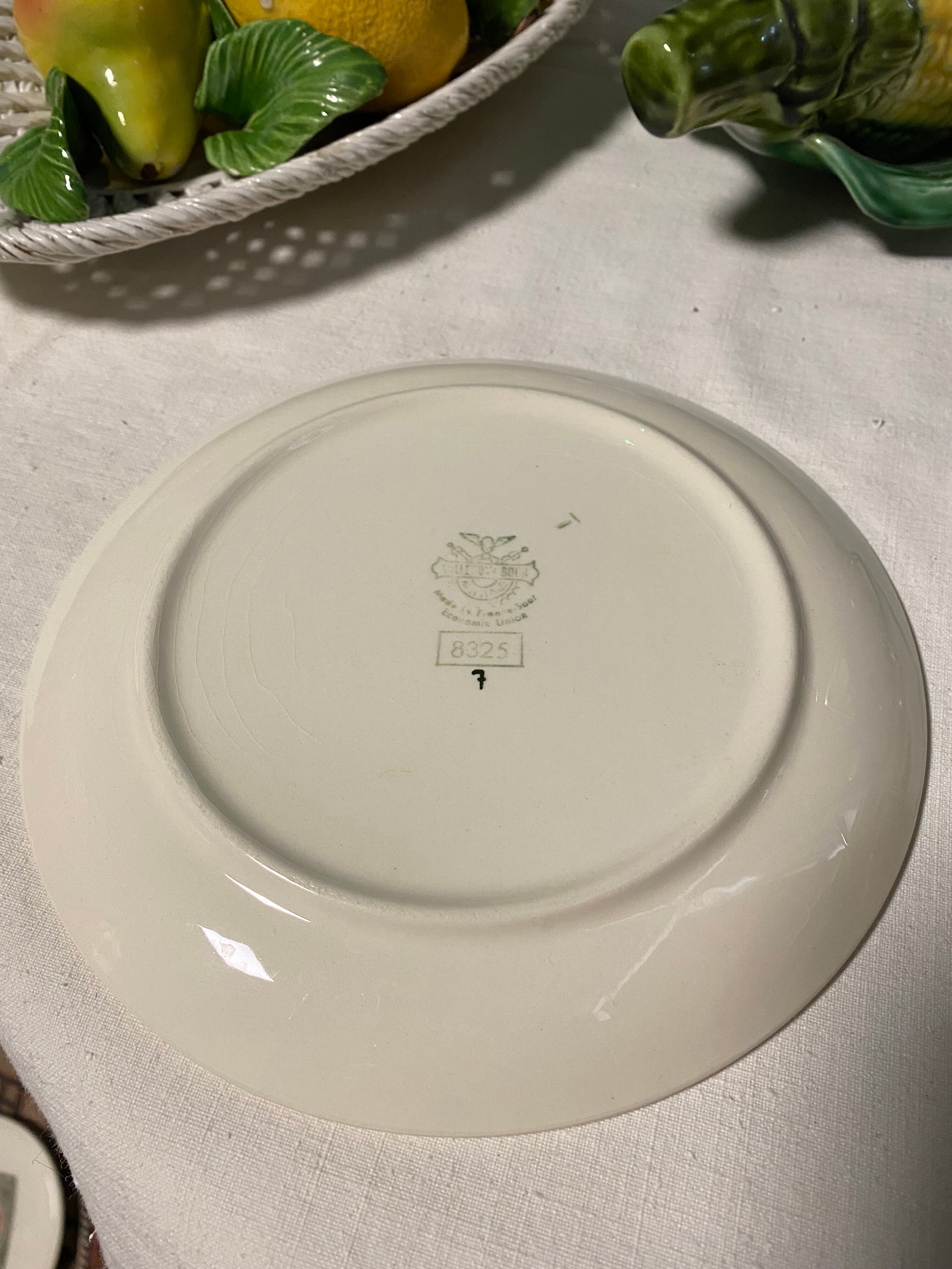 Set of porcelain plates with fruit signed Villeroy & Boch