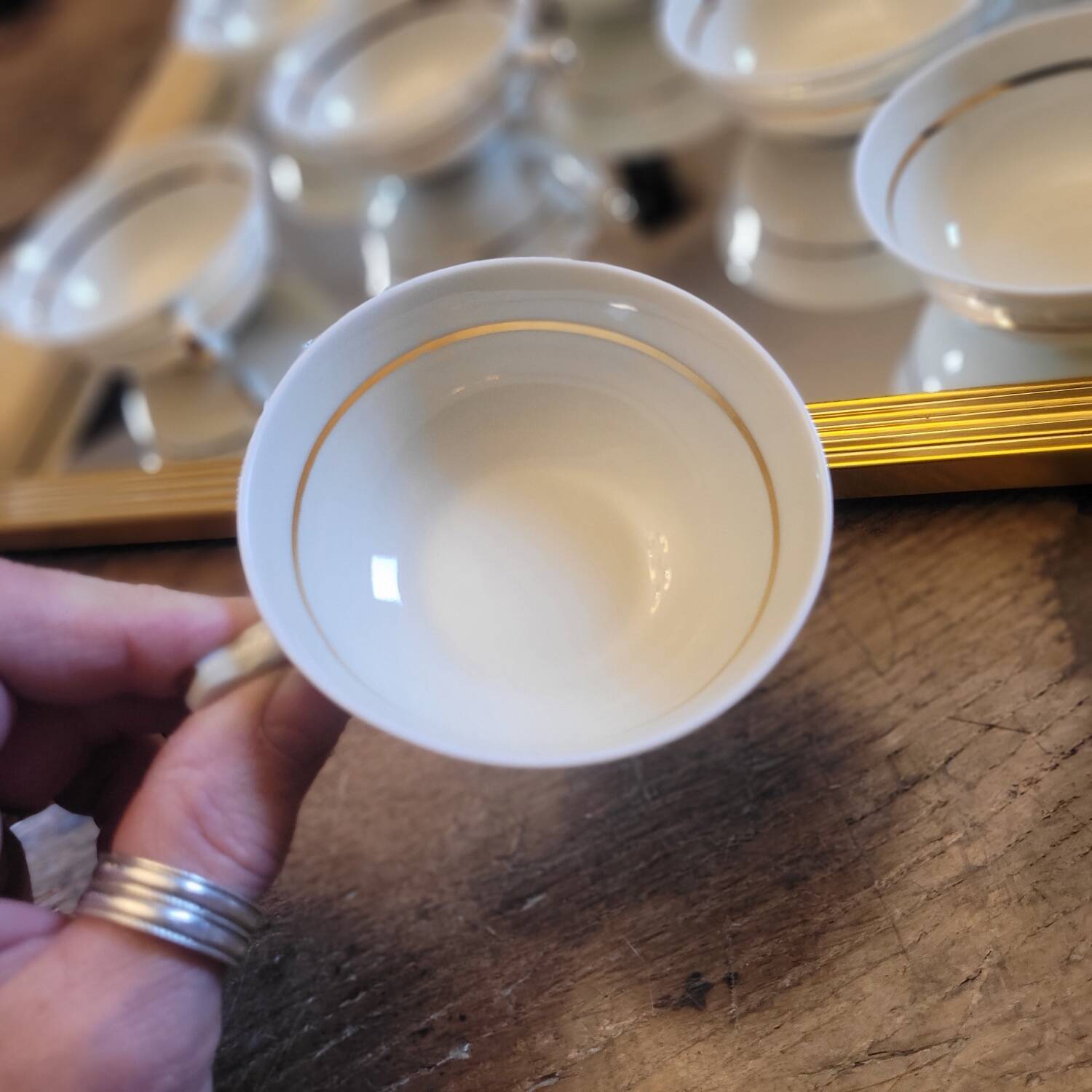 8 porcelain cups from Limoges – gold trim – 1950s
