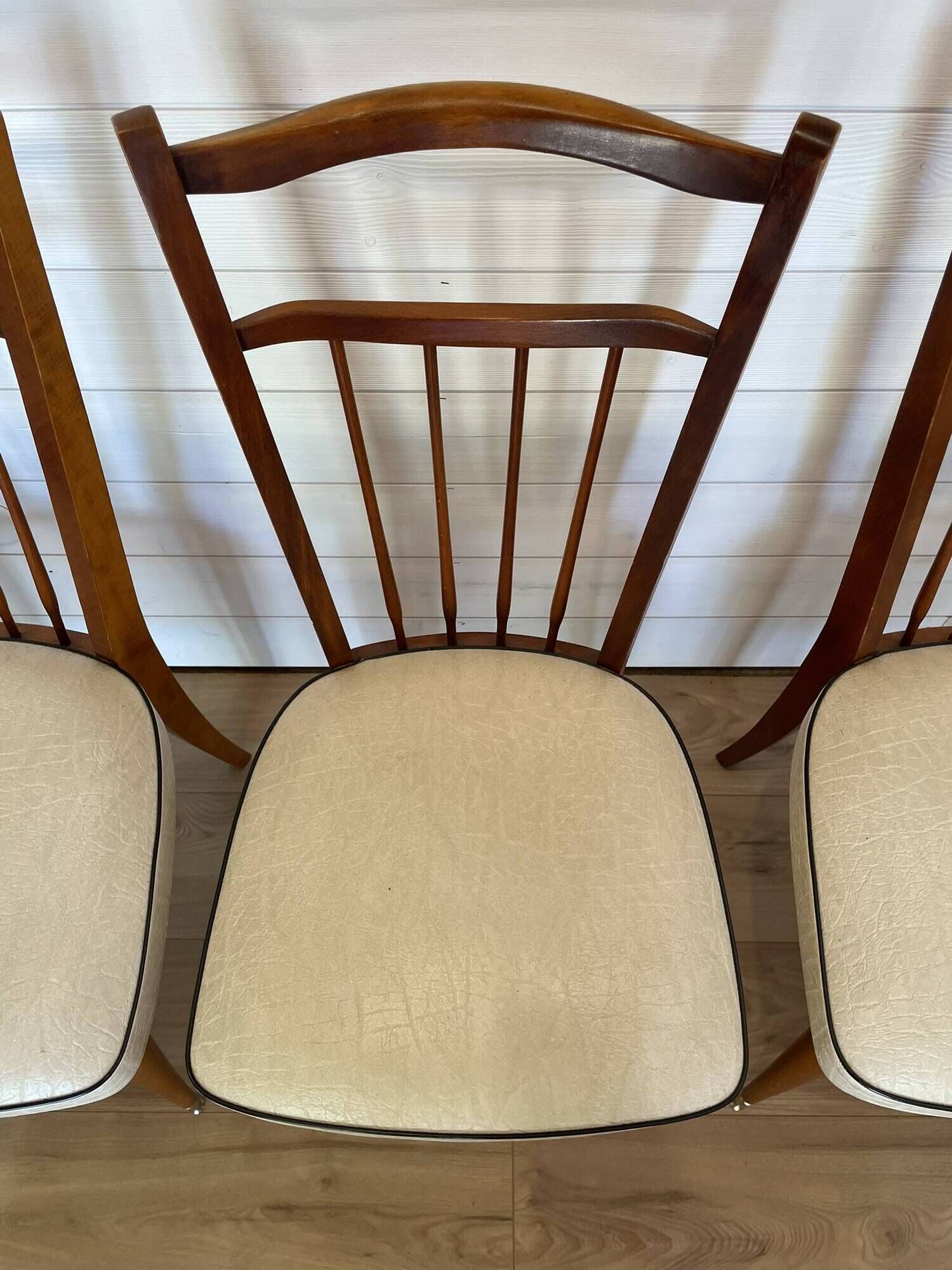 Set of 6 Vintage 1950s Chairs – Scandinavian / Mid Century Design