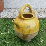 Yellow glazed terracotta jar, south-west of France.