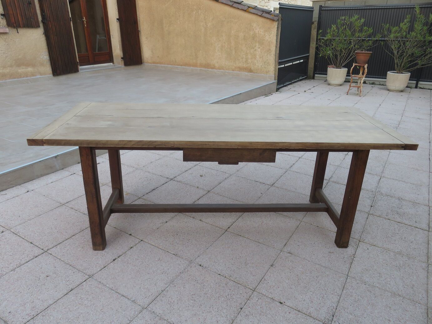 Oak farm table