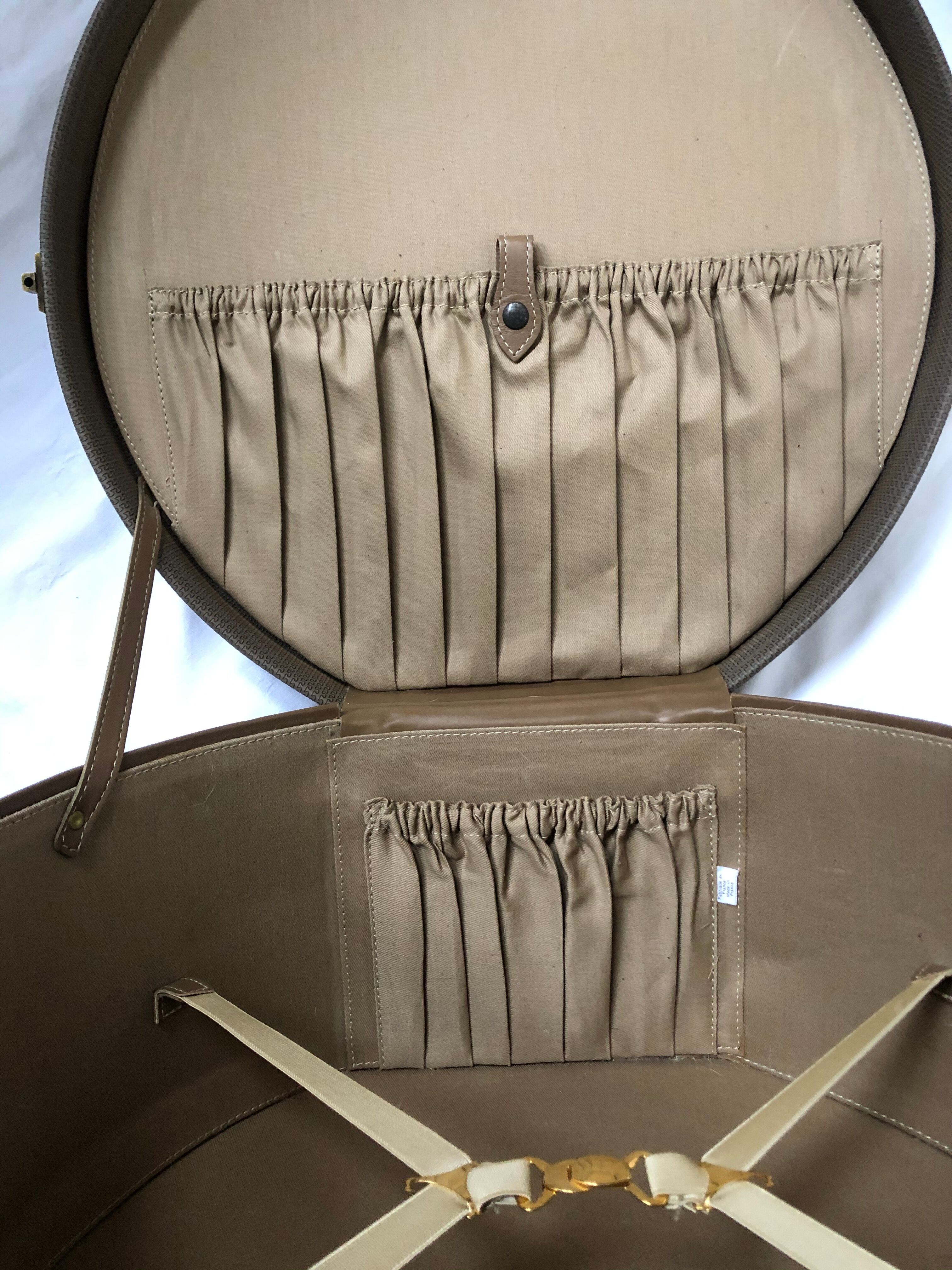 Charles jourdan hat box