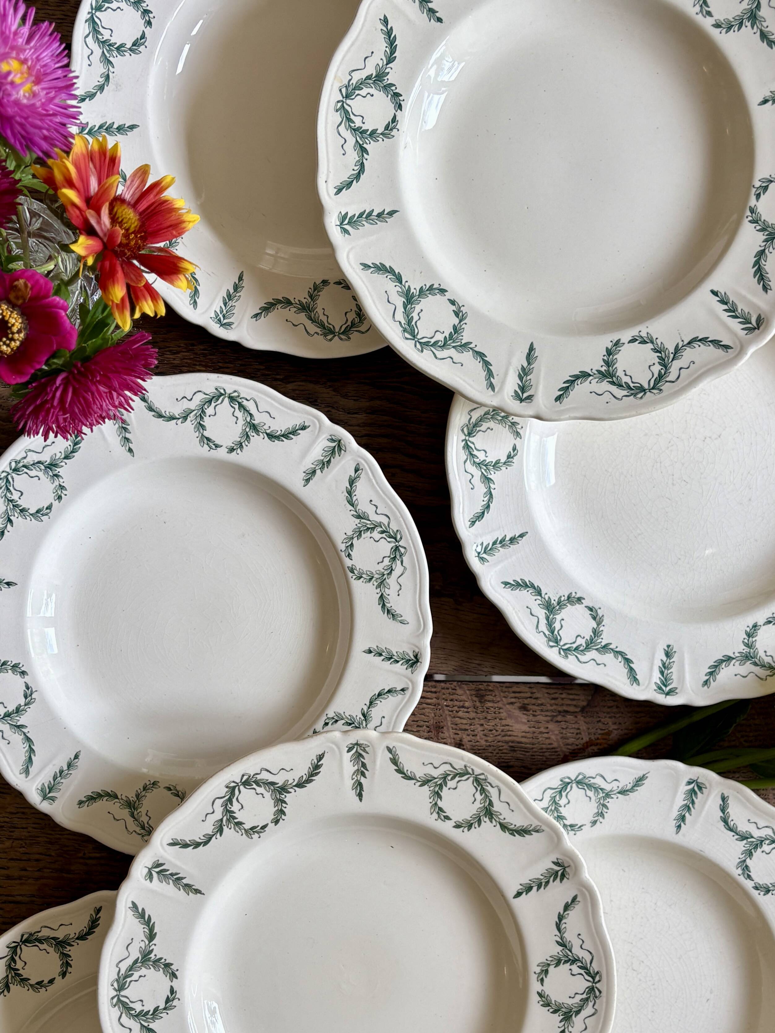 Set of 8 antique deep plates in ironstone, Villey de Longch.