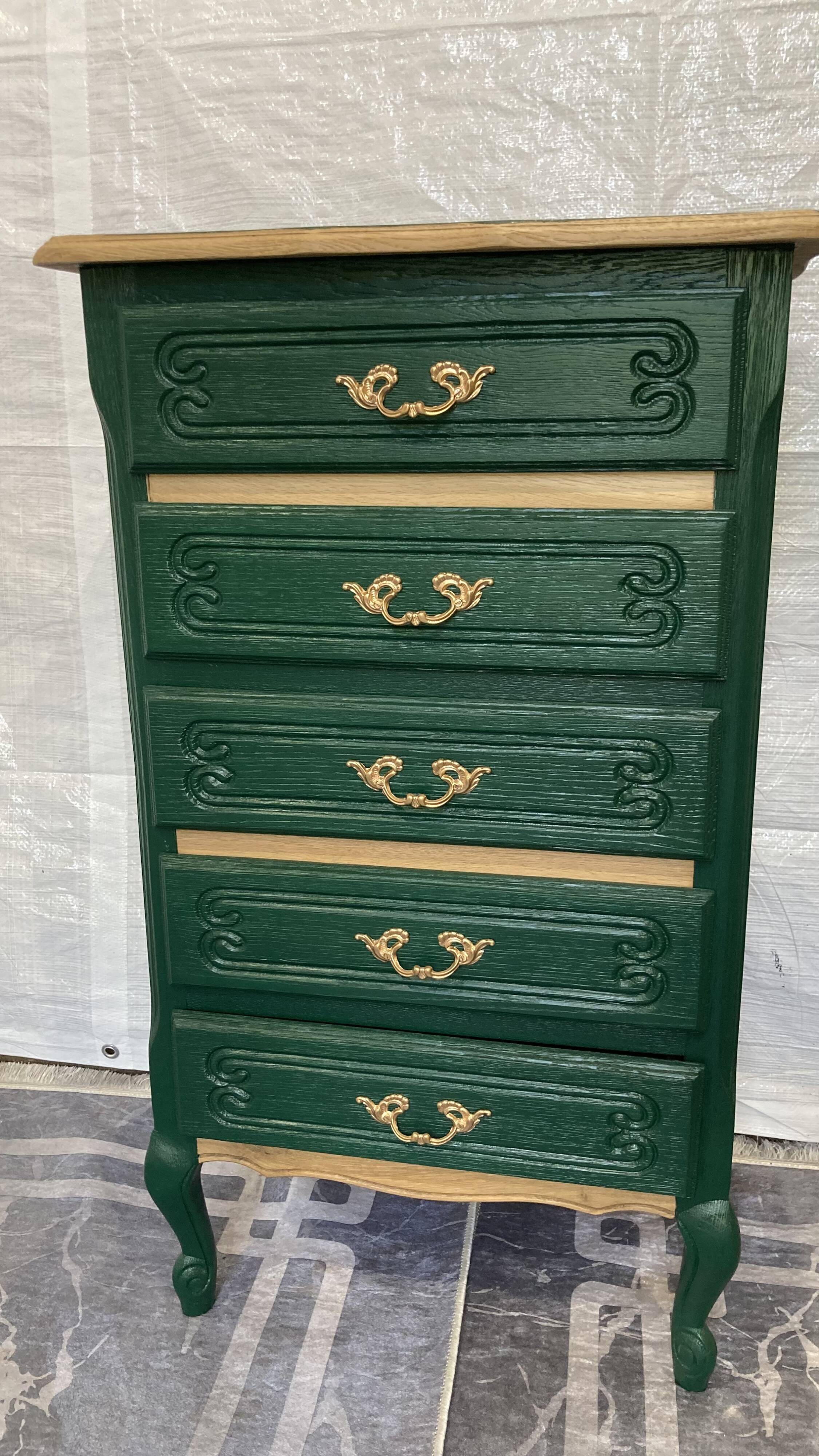 Refurbished wooden chest of drawers