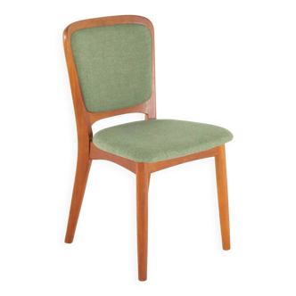 Suite de 8 chaises Koefoed Hornslet 'Gamborg'