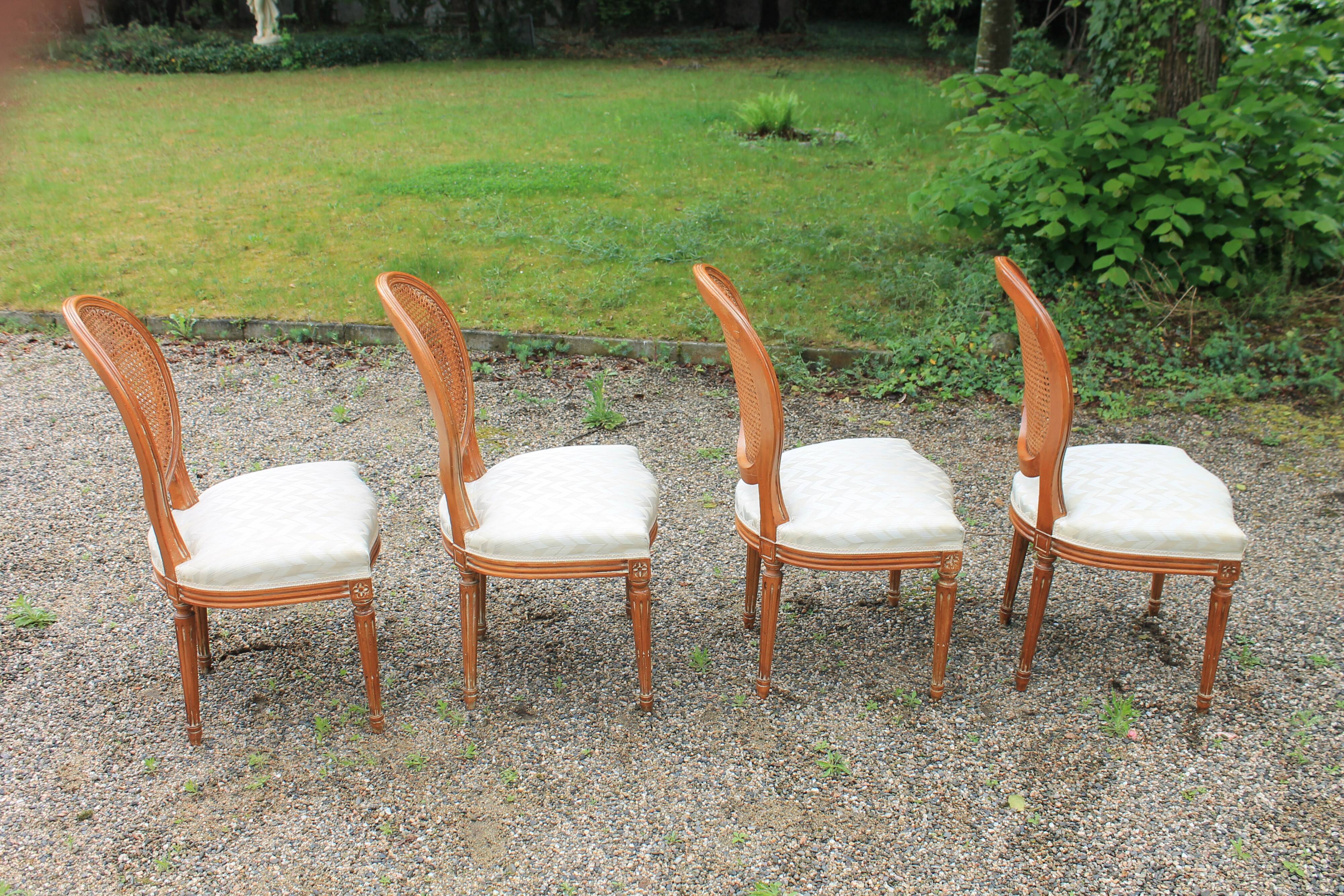 Set of 4 chairs Louis XVI