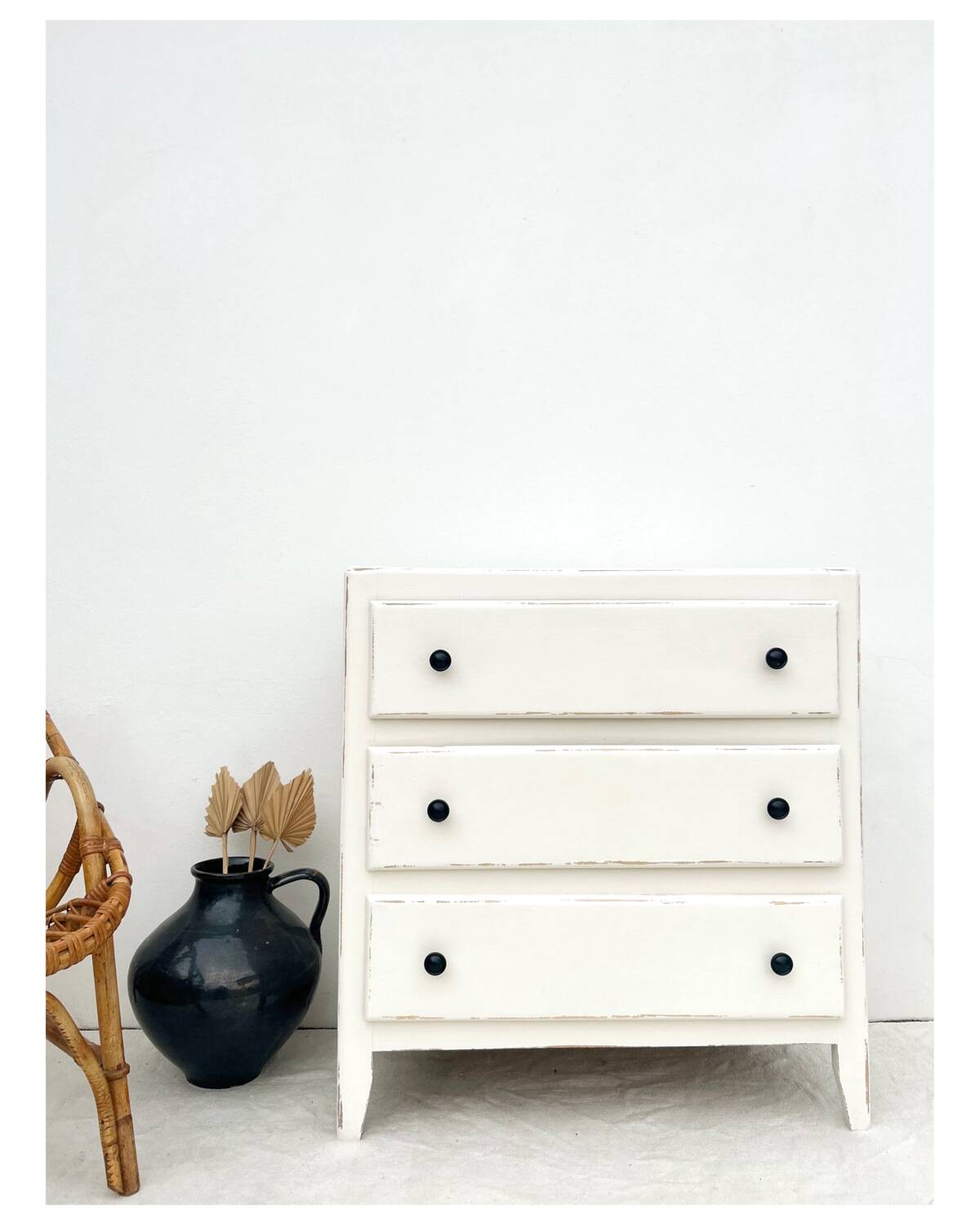 Vintage chest of drawers