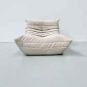 Fauteuil Togo Lounge en velours côtelé beige par Michel Ducaroy pour Ligne Roset.