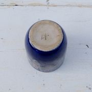 Mug en céramique bleu émaillé à coulures