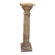 Ancienne colonne de présentation en marbre rose