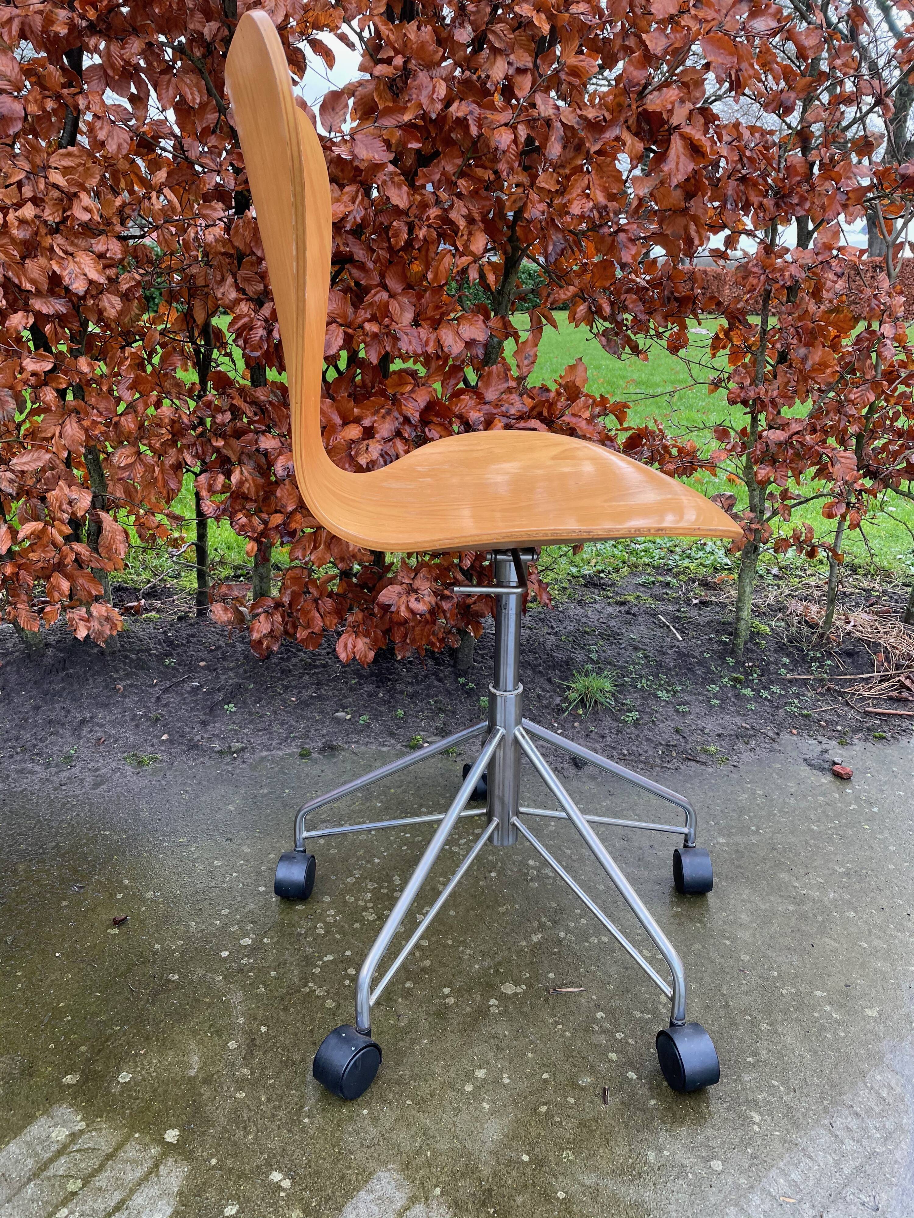 Chaise butterfly d'Arne Jacobsen pour Fritz Hansen