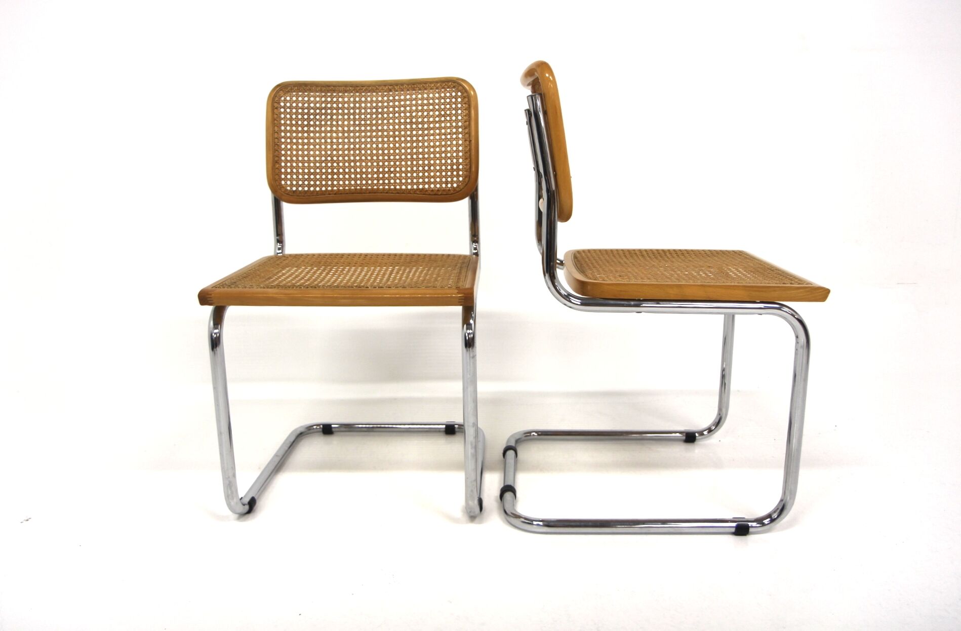 Set de 2 chaises "B32", Marcel Breuer, Italie, 1990