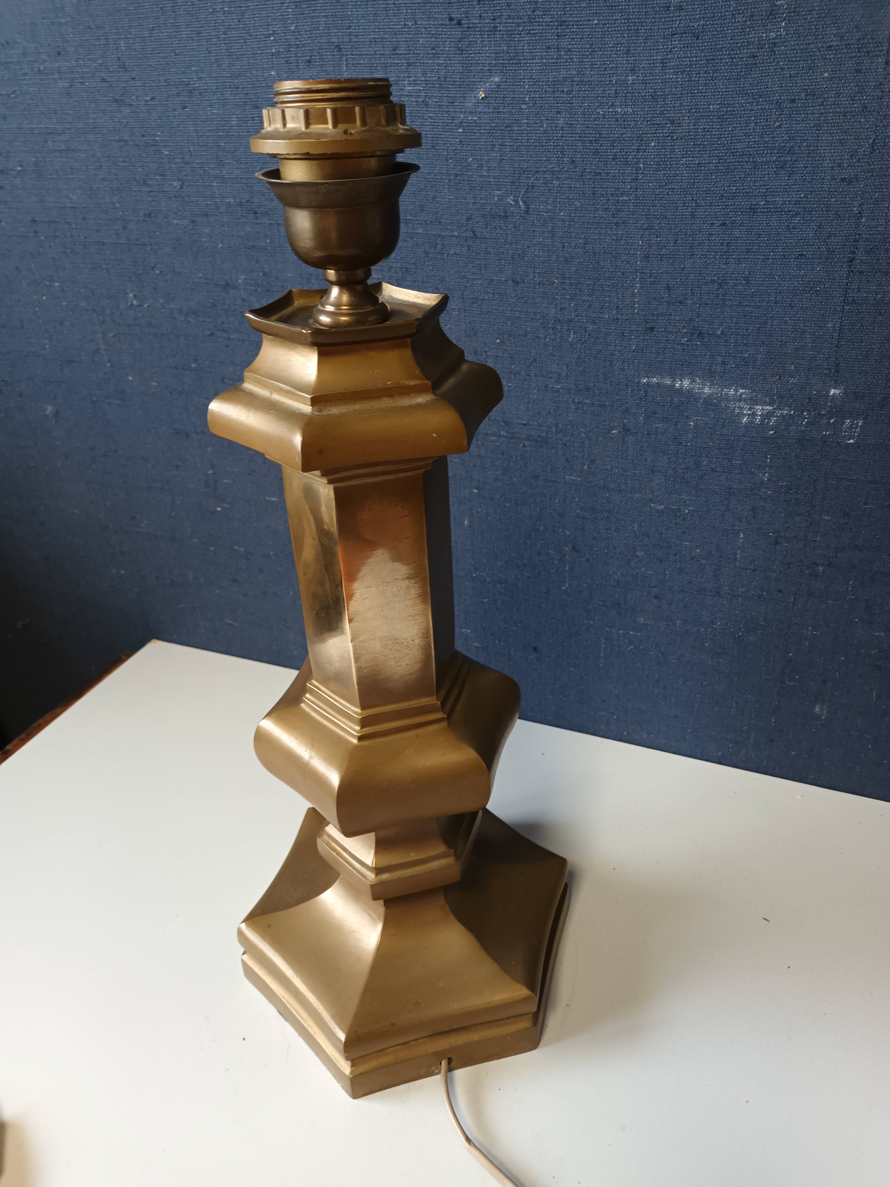 Brass lamp foot