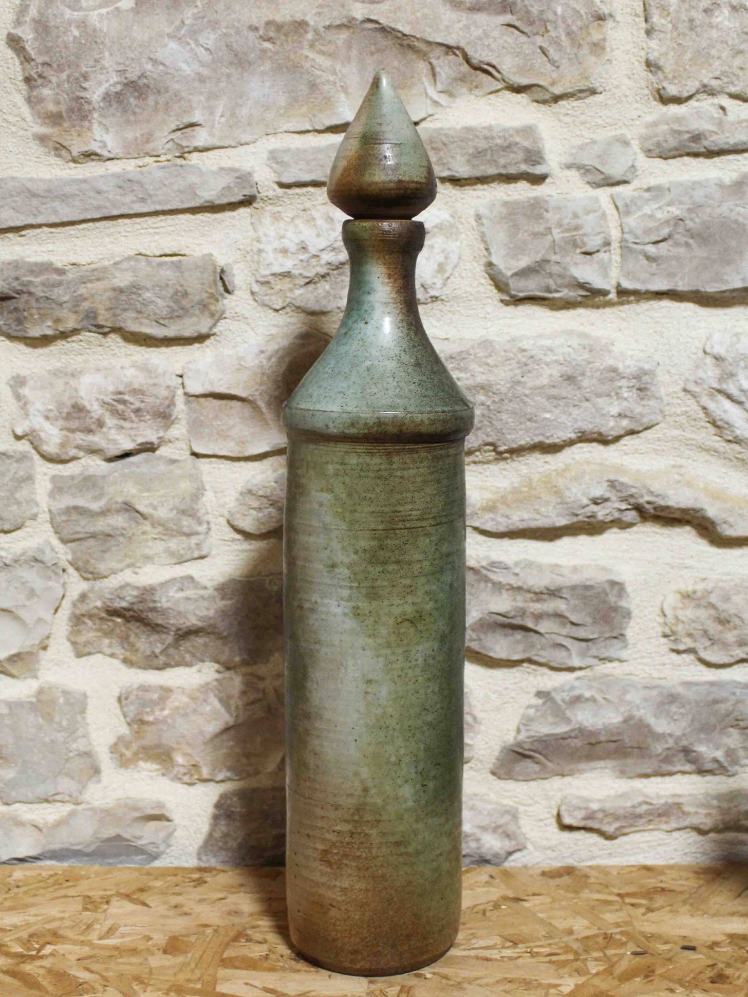Grande bouteille en céramique émaillé par Michel Woop à Grimaud