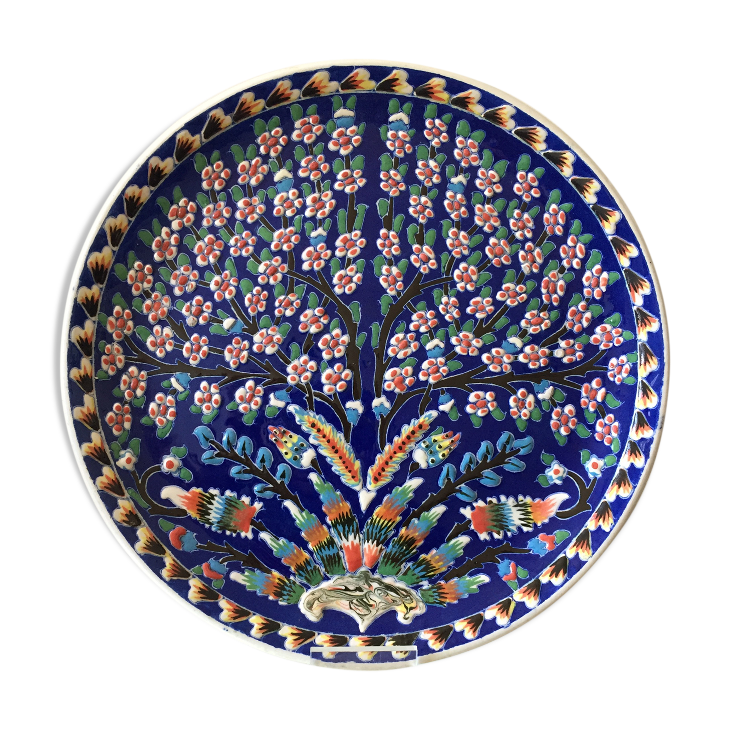 Kutahya porcelain plate with Iznik ottoman motifs
