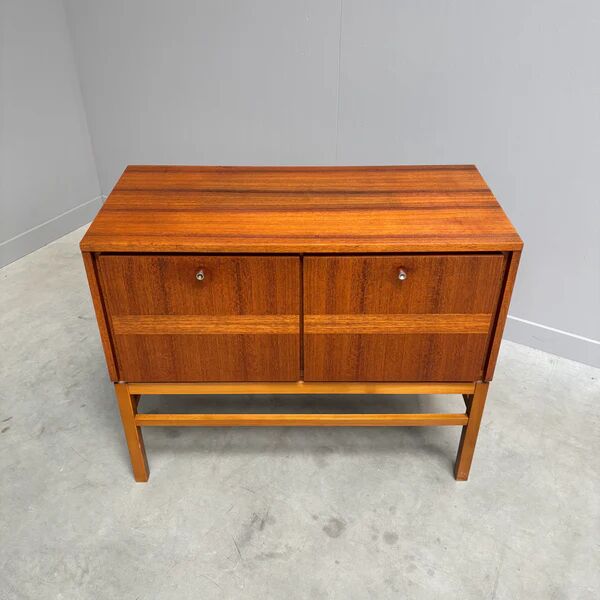 Small teak sideboard / cabinet from the 1960s