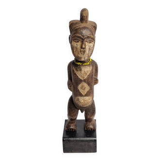 Mitsogho / Vuvi statue in carved wood, Gabon, 20th century, 27 cm