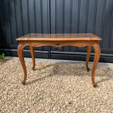 Living room table with cannage