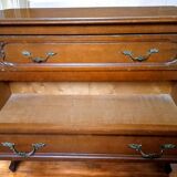 Walnut chest of drawers, Louis XVI style