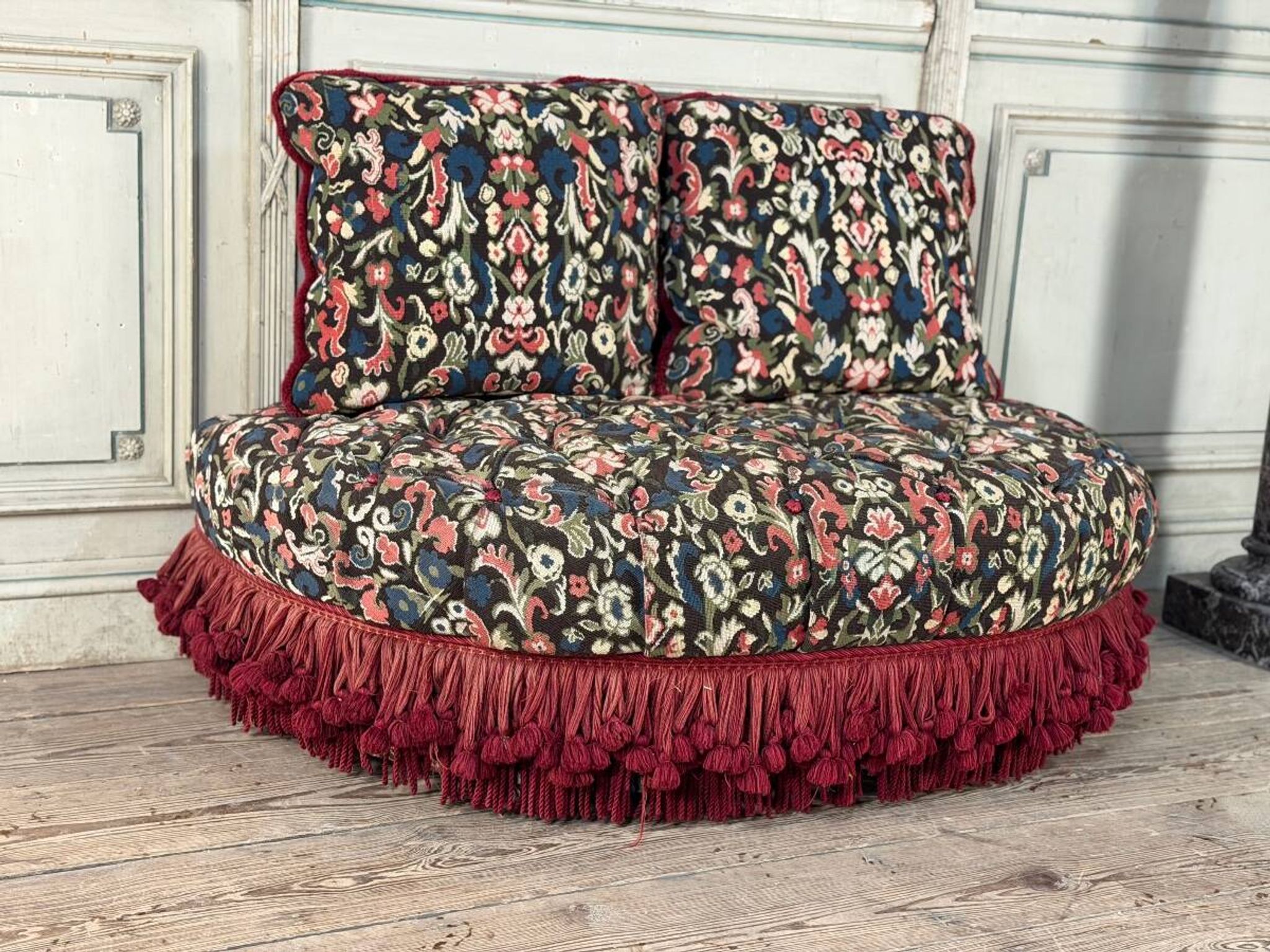 Occasional chair, trimmings and small stitches by Jacques Garcia