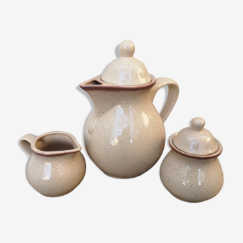 Teapot, milk pot and sugar bowl