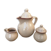 Théière, pot à lait et sucrier