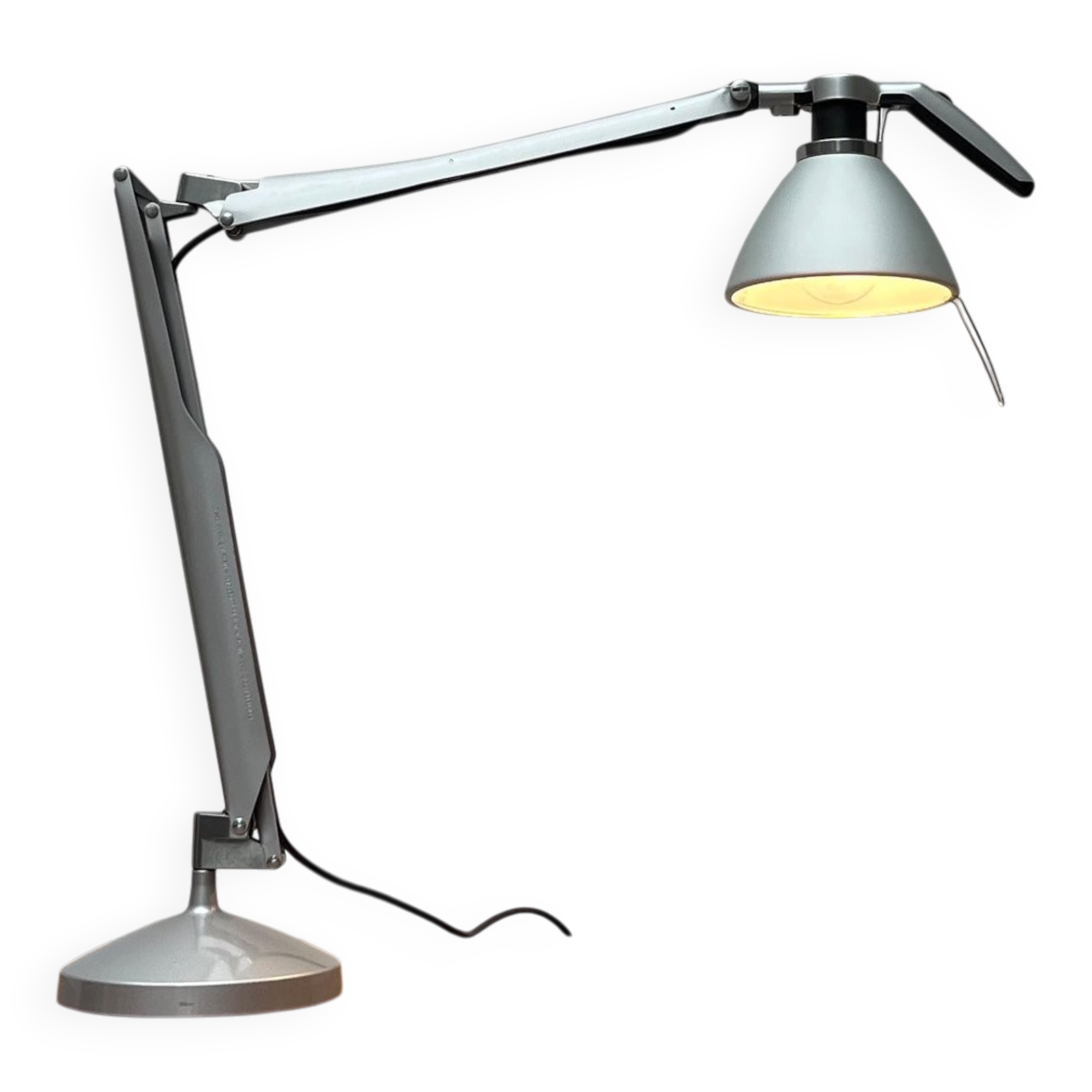 Fortebraccio D33 table lamp by Alberto Meda and Paolo Rizzatto for Luceplan.