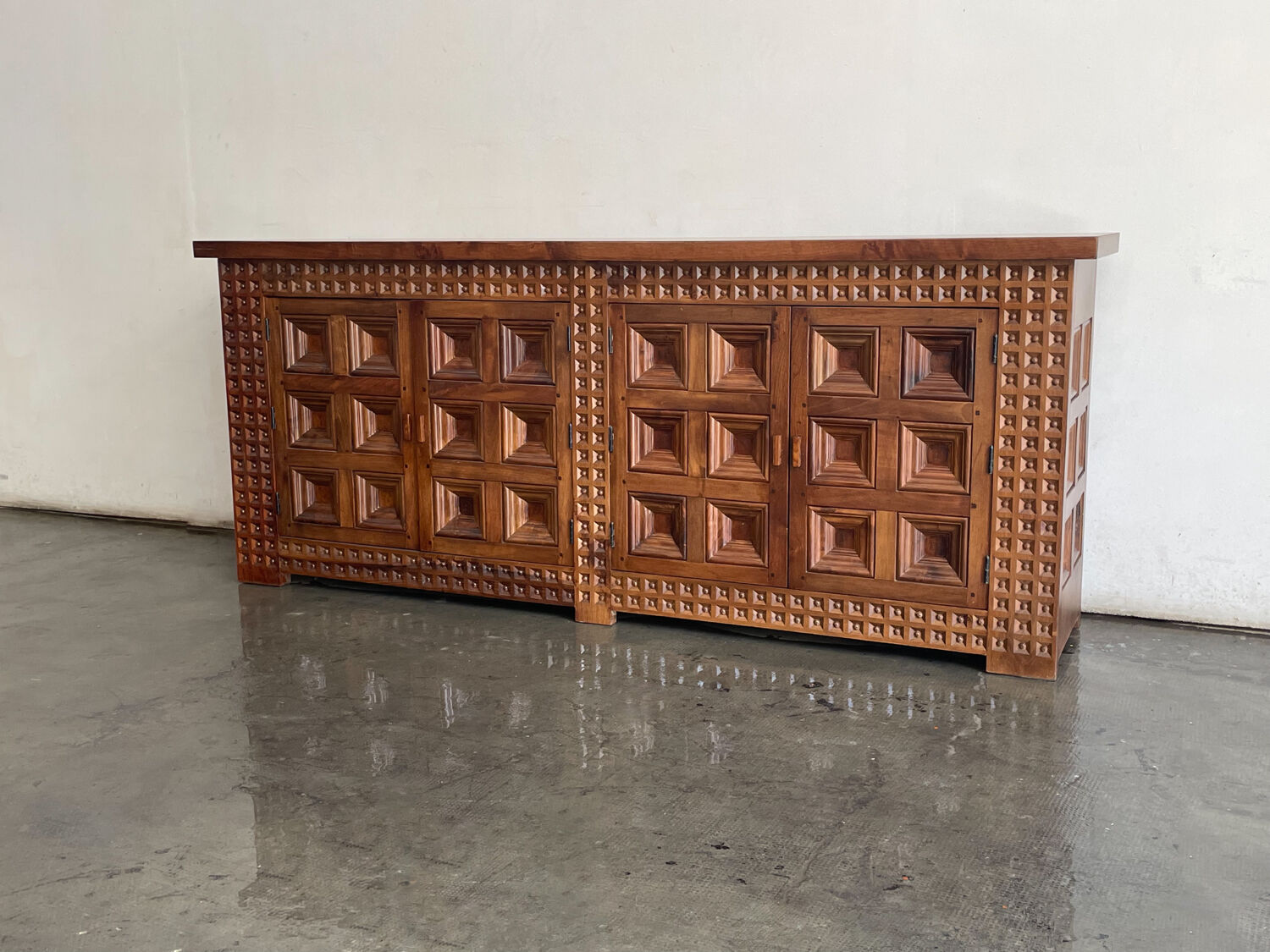 Buffet espagnol Brutalis