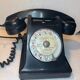 Téléphone à cadran en bakelite noire