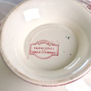 Salad bowl, soup tureen in pink ironware Sarreguemines "Favori" service, 19th century