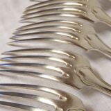 Lot de 12 fourchettes de table St Médard