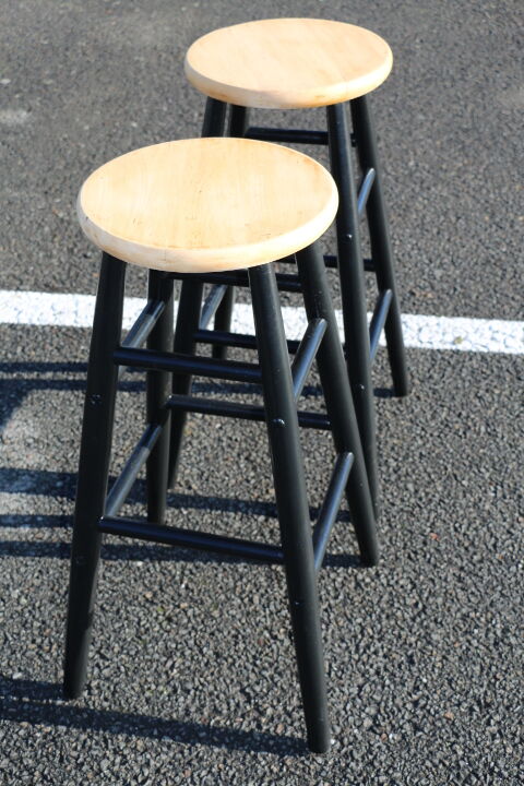 Paire de tabourets bois style scandinave 735mm