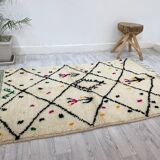 Handcrafted Moroccan Berber carpet 175 x 113 CM