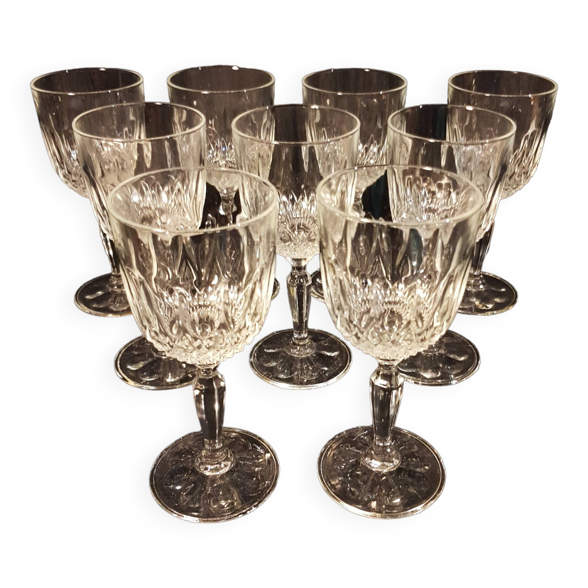 9 stemmed glasses