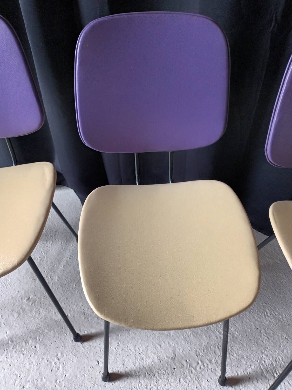 Série de 4 chaises vintage