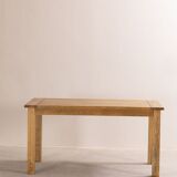 Table en bois nervuré 150cm