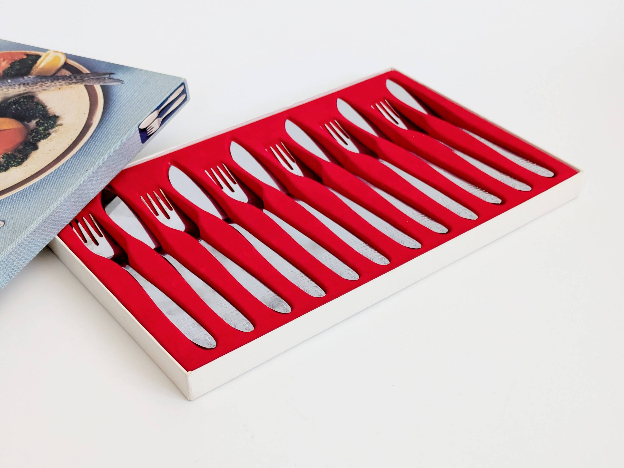 Service à poisson 12 pièces WMF inox avec coffret, années 60